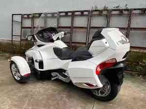 Motocicleta <span class=keywords><strong>de</strong></span> Tres Ruedas Can-Am Spyder Limited Usada, Motor Rotax <span class=keywords><strong>de</strong></span> 1330cc, Asientos con Calefacción, CarPlay, 80 km/h, Motocicletas <span class=keywords><strong>de</strong></span> Turismo - Product Image 2