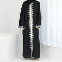 Dernier modèle Robe Abaya ouverte brodée de fleurs de Dubaï Couleur noire Robes pour adultes pour femmes musulmanes Vêtements quotidiens