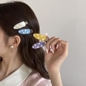 กิ๊บติดผ<span class=keywords><strong>ม</strong></span>อะซิเตทลายดอกไ<span class=keywords><strong>ม</strong></span>้สีสันสดใสสไตล์แฟน<span class=keywords><strong>ซี</strong></span>น่ารักประณีต  โลโก้แบบกำหนดเองได้  ออกแบบได้ทุกแบบ  กิ๊บปากเป็ดแบบไม่ทิ้งรอย - Product Image 2