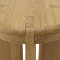 Table d'appoint, petite table basse pour petits espaces, accent moderne pour salon, chambre, coins, bureau, en bois massif