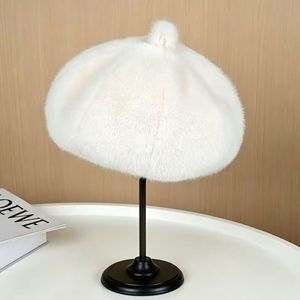Béret en fausse fourrure de vison pour femme, chaud, anti-froid, amincissant, polyvalent, style artiste, disponible en gros pour l'automne et l'hiver - Product Image 3