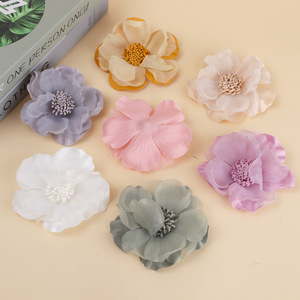 Flor de Chifón de Tres Capas, 20 cm, Patrón de Camelia, Accesorio para el Cabello Hecho a Mano, Material para Tocados de Boda - Product Image 3