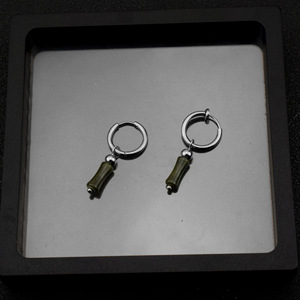 Nouveauté 2026 : Boucles d'oreilles pendantes unisexe en acier inoxydable, design de niche populaire à motif bambou, style vintage, bijoux de mode, vente en gros - Product Image 2