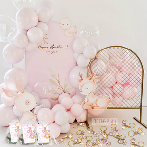 Portachiavi Ricordo per Neonati con Piedini e Biberon, Regalo per Baby Shower, Festa di Benvenuto, Bomboniere di Ringraziamento - Product Image 1