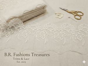 Belle dentelle Chantilly en coton blanc, largeur personnalisée, pour robes de mariée, costumes, saris, décoration intérieure, artisanat DIY, tenues de mariée - Product Image 1