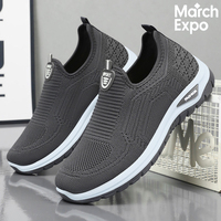 Chaussures de marche en polyester uni pour le printemps et l'été, respirantes, légères, confortables, à enfiler, semelle extérieure en PVC, semelle intermédiaire en EVA, bout rond