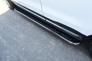 Aftermarket Deepal S05 S07 Newmamba Car Side Step <b>Black</b> Aluminum and Silver Stainless Steel Surface - Product Image 6