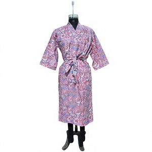Bata de verano para mujer con estampado floral, manga larga, cuello en V, largo completo, 100% algodón, ropa de dormir informal con cintura con cordón y frente de satén - Product Image 1
