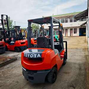 Chariot élévateur diesel Toyota 8F 2.5t d'occasion robuste haute performance 3.5m/4m/4.5m/5m/6m portée de levage chantiers de construction à mât renforcé - Product Image 4