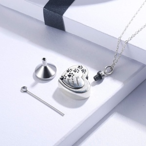 Isunni para siempre en <span class=keywords><strong>mi</strong></span> corazón Mini duelo las cenizas colgante S925 de plata esterlina urna Collar para mascotas - Product Image 3