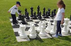 Jeu d'échecs en marbre <span class=keywords><strong>de</strong></span> luxe sur mesure, grand, d'extérieur, <span class=keywords><strong>pas</strong></span> <span class=keywords><strong>cher</strong></span>, avec plateau blanc et noir - Product Image 6