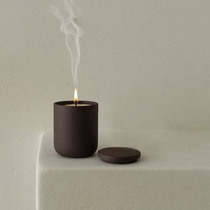 AIKUN Handmade Carved Ceramic Cup <b>Candles</b> Eco-Friendly Custom Brand Gift Box DESSERT <b>Scent</b> Aroma <b>Candle</b> Wedding Diwali Bars - Product Image 3