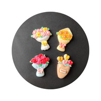 Bouquet de fleurs breloques en résine Yiwu approvisionnement d'usine Rose tulipe bijoux perles Nail Art décoration bricolage accessoires