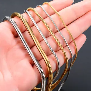 Collar Clásico de Cadena de Hueso de Serpiente Redonda de Acero Inoxidable para Mujer y Hombre, Chapado en Plata y Oro, Joyería Metálica - Product Image 3