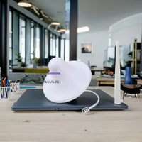 Antenne de plafond intérieure omnidirectionnelle 4G 5G à gain élevé 600-2700 MHz, conception verticale pour une amplification de signal améliorée