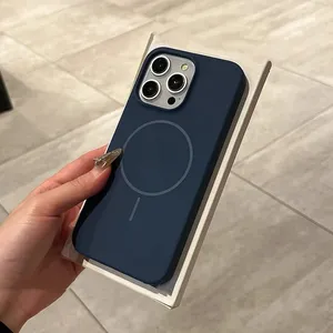 Custodia per telefono in Silicone liquido per <span class=keywords><strong>iPhone</strong></span> 16 15 14 13 12 <span class=keywords><strong>11</strong></span> <span class=keywords><strong>Pro</strong></span> <span class=keywords><strong>Max</strong></span> Plus caricatore magnetico Wireless <span class=keywords><strong>Cover</strong></span> posteriore antiurto - Product Image 6