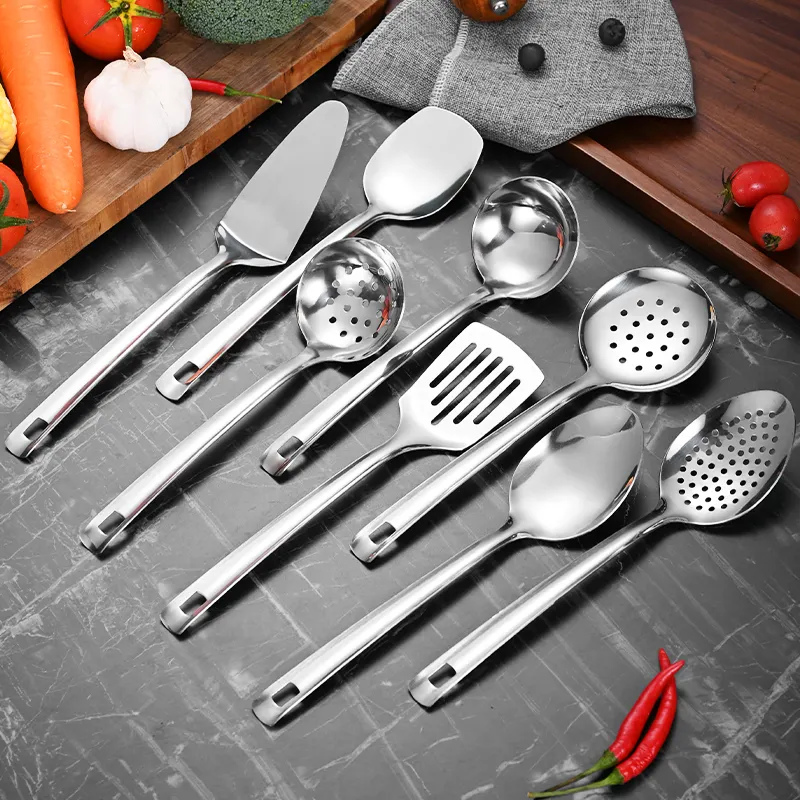 Hochwertige Küchen utensilien aus Edelstahl Küchen geschirr Skimmer Suppen kelle Schlitz Pasta und Turner
