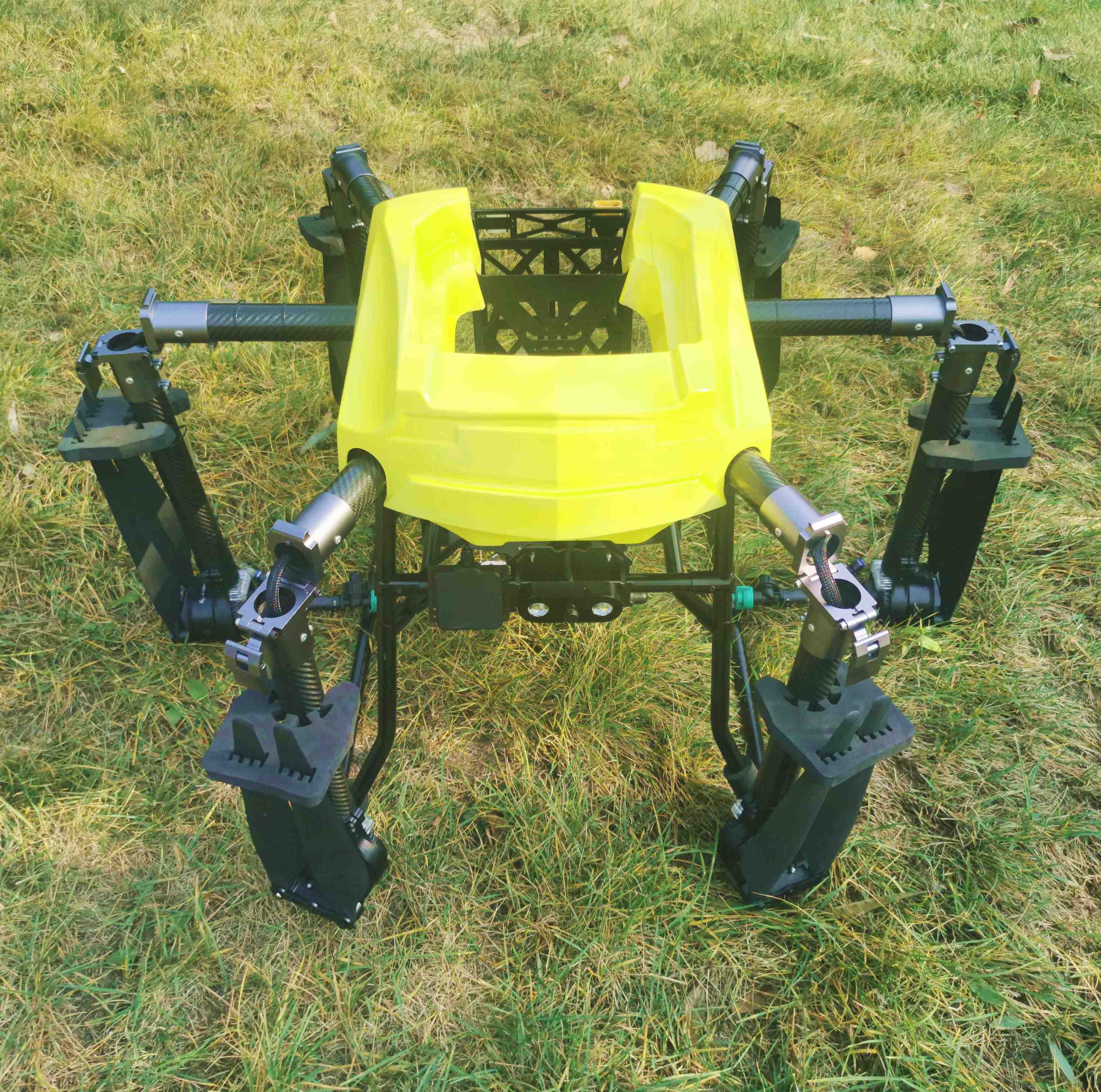 16 litres drone pulvérisateur/pulvérisateur drone/brumisateur de moustique drone avec dégagement rapide médecine réservoir