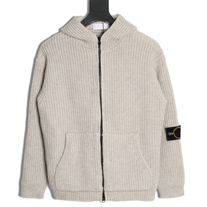 Nouveau Manteau à Capuche Gris Tricoté Chaud et Robuste pour Homme, Style Décontracté Île, avec Détails en Pierre - Product Image 1