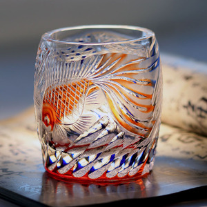 Vaso <span class=keywords><strong>de</strong></span> Whisky <span class=keywords><strong>de</strong></span> Lujo Edo Kiriko con Diseño <span class=keywords><strong>de</strong></span> Pez Dorado Tallado a Mano, Estilo Clásico Japonés, Cristal Puro Tallado a Mano - Product Image 5
