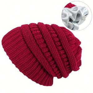 Patch en cuir personnalisé tissu satiné femmes hiver chaud tricoté chapeau câble tricot gros Slouchy Satin doublé Beanie - Product Image 5