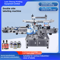 Machine d'étiquetage automatique pneumatique PLC pour bouteilles plates à double face avec étiquettes en papier pour bouteilles carrées