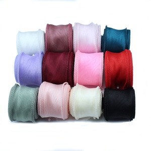 Venta al por mayor <span class=keywords><strong>de</strong></span> colores <span class=keywords><strong>de</strong></span> alta calidad <span class=keywords><strong>de</strong></span> 40 mm <span class=keywords><strong>de</strong></span> ancho <span class=keywords><strong>Organza</strong></span> mariposa corbata cinta decorativa <span class=keywords><strong>de</strong></span> encaje - Product Image 1