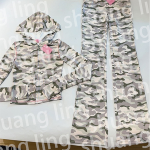 Completo Sportivo da <span class=keywords><strong>Donna</strong></span> con Stampa Leopardata <span class=keywords><strong>Rosa</strong></span>, Logo Personalizzabile, Giacca Aderente con Zip e <span class=keywords><strong>Pantaloni</strong></span> a Zampa, Set Yoga 2 Pezzi - Product Image 2