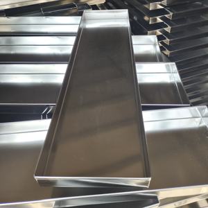 Carré en acier inoxydable <span class=keywords><strong>de</strong></span> haute qualité avec trous <span class=keywords><strong>Plaque</strong></span> <span class=keywords><strong>de</strong></span> <span class=keywords><strong>cuisson</strong></span> à <span class=keywords><strong>angle</strong></span> droit pour four, vidange <span class=keywords><strong>de</strong></span> l'eau - Product Image 6