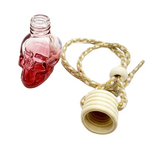 Bouteille de parfum pour voiture, diffuseur d'air frais, bouteille vide de 8 ml, tête de mort individuelle, pendentif de parfum - Product Image 2