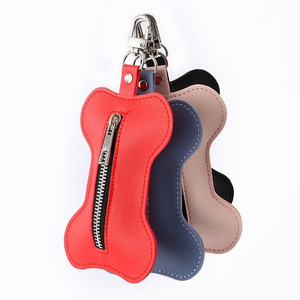 Dispensador de bolsas de basura en forma de hueso, bolsa de almacenamiento para caca de perro, recolector de caca de viaje al aire libre para mascotas, estilo novedoso - Product Image 6