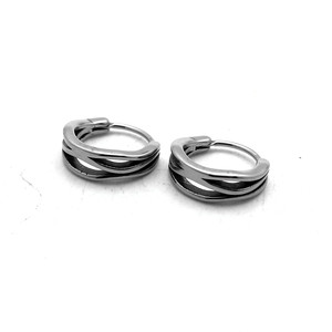 Pendientes Huggie yunnique de acero de titanio geométricos unisex para uso diario Otoño 2024 - Product Image 5