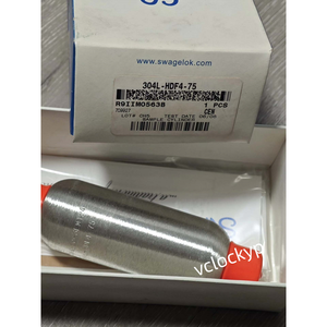Cilindro de Muestra de Acero Inoxidable 304L Swagelok, FNPT, 304L-HDF4-75 Usado - Product Image 2
