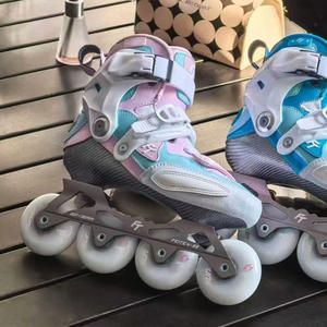 Patines en Línea Profesionales OEM de Fibra de Carbono para Niños, Ajustables, con <span class=keywords><strong>Ruedas</strong></span> de PU para Carreras, Estilo Libre, Patines de Slalom para Niños - Product Image 1
