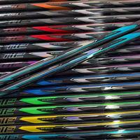 Fabricant professionnel de bâtons de hockey en fibre de carbone OEM ODM |   Plus de 30 modèles très demandés |   Bâton de hockey sur glace léger