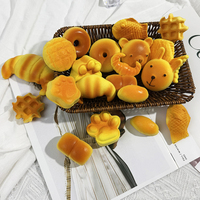 Jouet Squishy 3D en Mousse PU Super Douce Kawaii en Forme de Pain de Boulangerie à Rebond Lent pour Enfants de 5 à 7 Ans, Cadeau Anti-Stress en Gros