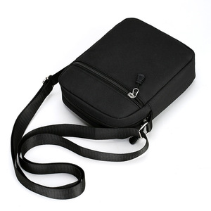 Sac à bandoulière <span class=keywords><strong>pour</strong></span> <span class=keywords><strong>homme</strong></span> <span class=keywords><strong>en</strong></span> Oxford imperméable, multi-poches, durable, décontracté, sac messager <span class=keywords><strong>pour</strong></span> le travail, les voyages, les trajets quotidiens - Product Image 5
