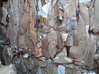 PAPER OCC (karton bergelombang lama) BALES SCRAP/limbah untuk daur ulang