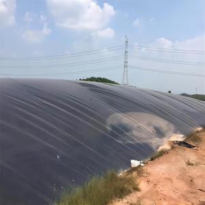 Geomembrana in HDPE per il trattamento delle acque reflue nei discarichi, protezione impermeabile contro le infiltrazioni in bacini e dighe minerarie - Product Image 5