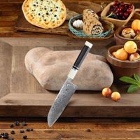 Couteau Santoku 8 pouces, couteau de chef professionnel classique en acier Damas VG-10, manche en bois d'ébène avec résine
