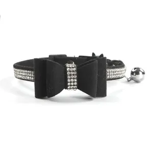Colliers de chat de couleur rose noir en velours de luxe Bling <span class=keywords><strong>Diamond</strong></span> Noeud papillon élégant avec collier à cloches pour chats - Product Image 4