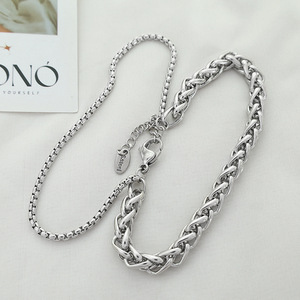 Bracelet en argent à double chaîne, design géométrique unisexe, maillons épais, bijoux tendance - Product Image 3