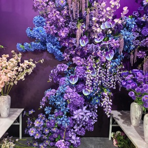 ดอกไม้ประดิษฐ์สีม่วง กุหลาบผ้าไหม ไฮเดรนเยีย ของตกแต่งงานแต่งงาน ขอบเคลือบทำมือ สำหรับถ่ายภาพกลางแจ้ง ของตกแต่งบ้าน - Product Image 4