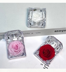 Fiore artificiale immortale eterna rosa acrilico anello scatola <span class=keywords><strong>regalo</strong></span> di san valentino <span class=keywords><strong>festa</strong></span> <span class=keywords><strong>regalo</strong></span> di compleanno per fidanzata <span class=keywords><strong>mamma</strong></span> - Product Image 2