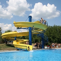 Toboggan aquatique robuste, faible entretien, longue durée de vie, pour les terrains de jeux scolaires, les parcs publics
