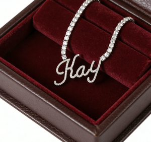 จี้ห้อยคอแบบปรับแต่งชื่อได้ <span class=keywords><strong>Hiisees</strong></span> ชุบทอง 18K พร้อมสร้อยคอเทนนิสประดับเพชร CZ สำหรับผู้หญิงผู้ชาย ทำจากทองเหลืองและเพชรซิร์คอน เหมาะสำหรับเป็นของขวัญ - Product Image 4