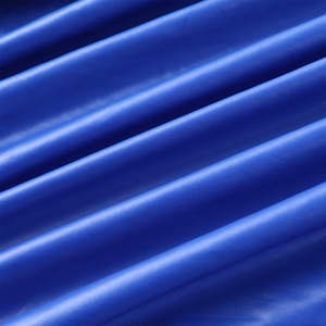 Tissu en <span class=keywords><strong>nylon</strong></span> taffetas <span class=keywords><strong>ripstop</strong></span> imperméable 20D 400T 100% <span class=keywords><strong>nylon</strong></span> pour vestes en duvet - Product Image 5