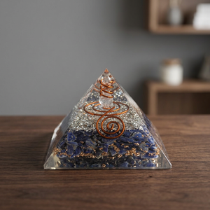 Pirámide de Orgón de Aventurina Azul con Bobina de Cobre y Punta de Cuarzo para Decoración del Hogar - Product Image 2