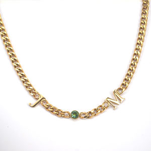 Collar con letras iniciales <span class=keywords><strong>de</strong></span> piedra <span class=keywords><strong>de</strong></span> nacimiento <span class=keywords><strong>de</strong></span> bebé <span class=keywords><strong>de</strong></span> <span class=keywords><strong>oro</strong></span> personalizado <span class=keywords><strong>cadena</strong></span> cubana personalizada - Product Image 2