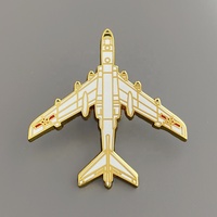 Artisanat en métal aile de compagnie aérienne logo personnalisé broche avion avion avion épinglette badges personnalisé émail dur épingles en métal en gros